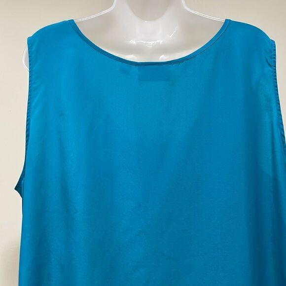 NWOT Avenue blue sleeveless tank. Size 22/24 (2X). - Picture 4 of 8